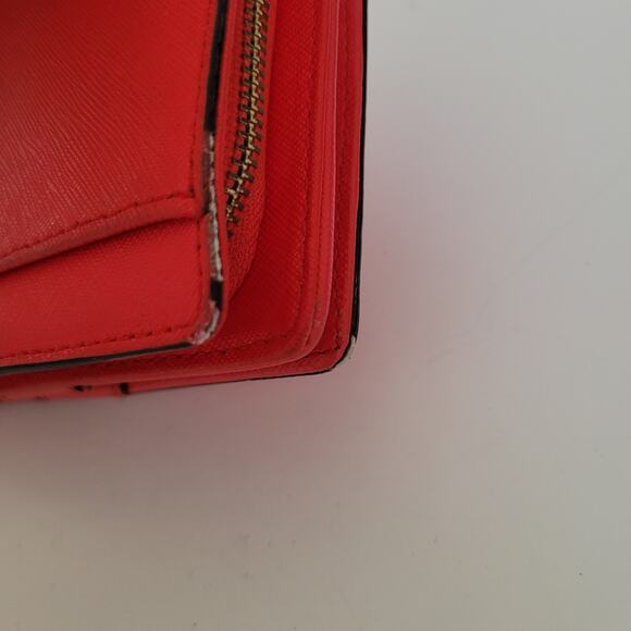 Kate Spade Laurel Way Neda Wallet Geniue Leather Zip Red Medium Compact Bifold - Picture 12 of 13